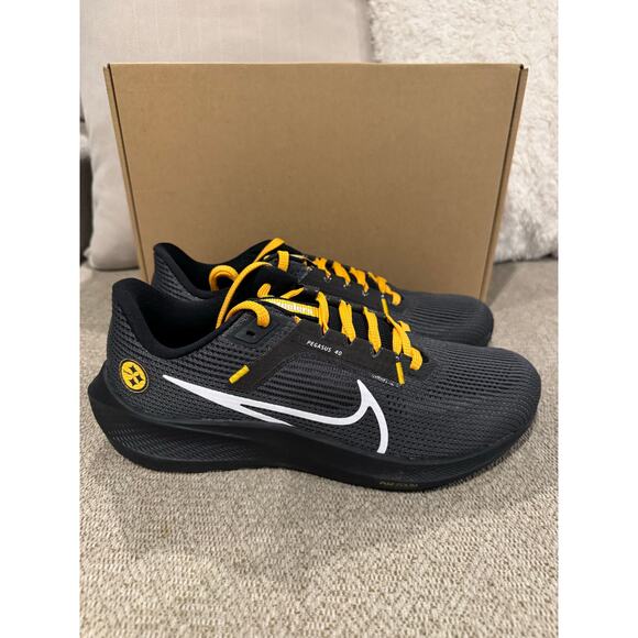 Sz 8.5 - Nike Pittsburgh Steelers Air Zoom Pegasus 40 - Picture 4 of 7